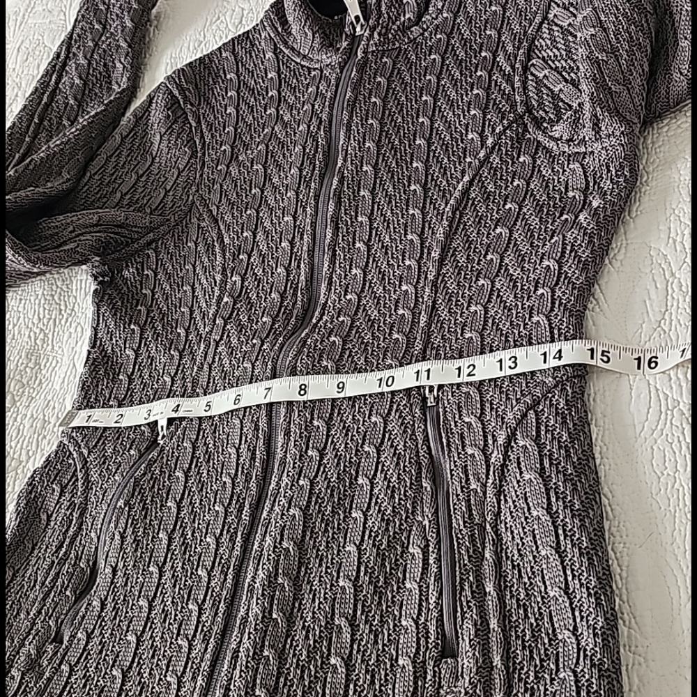 Spyder Full Zipped Turtleneck Cable Knit Sweater - Picture 9 of 15